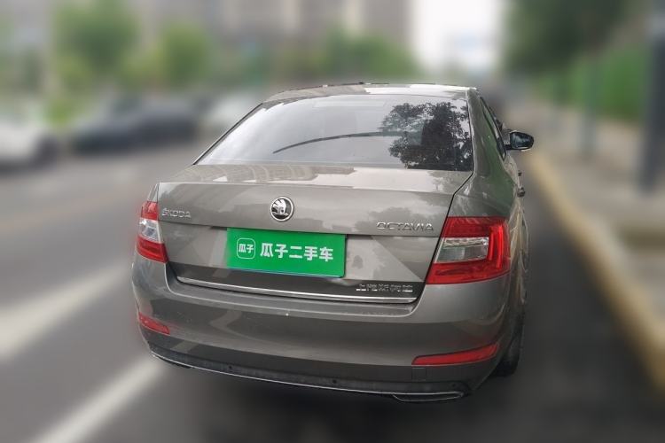 Used Skoda Octavia 2017 1.6L Manual Smart Drive Edition Rear