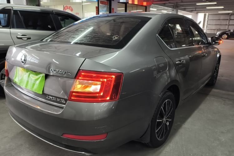 Used Skoda Octavia 2017 1.6L Automatic Smart Drive Edition Rear Right 45 Deg