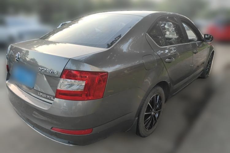 Used Skoda Octavia 2017 1.6L Automatic Smart Drive Edition Rear Right 45 Deg