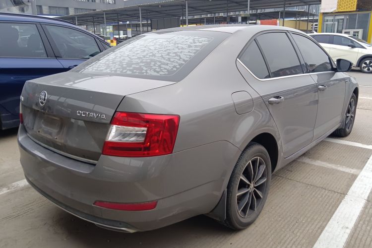 Used Skoda Octavia 2017 1.6L Automatic Smart Drive Edition Rear Right 45 Deg