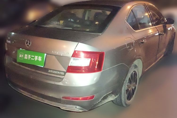 Used Skoda Octavia 2017 1.6L Automatic Smart Drive Edition Rear Right 45 Deg