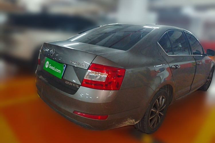 Used Skoda Octavia 2017 1.6L Automatic Chuanxing Edition Rear Right 45 Deg