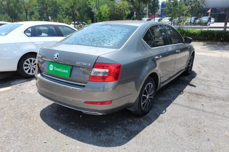 Used Skoda Octavia 2017 1.6L Automatic Smart Drive Edition Rear Right 45 Deg
