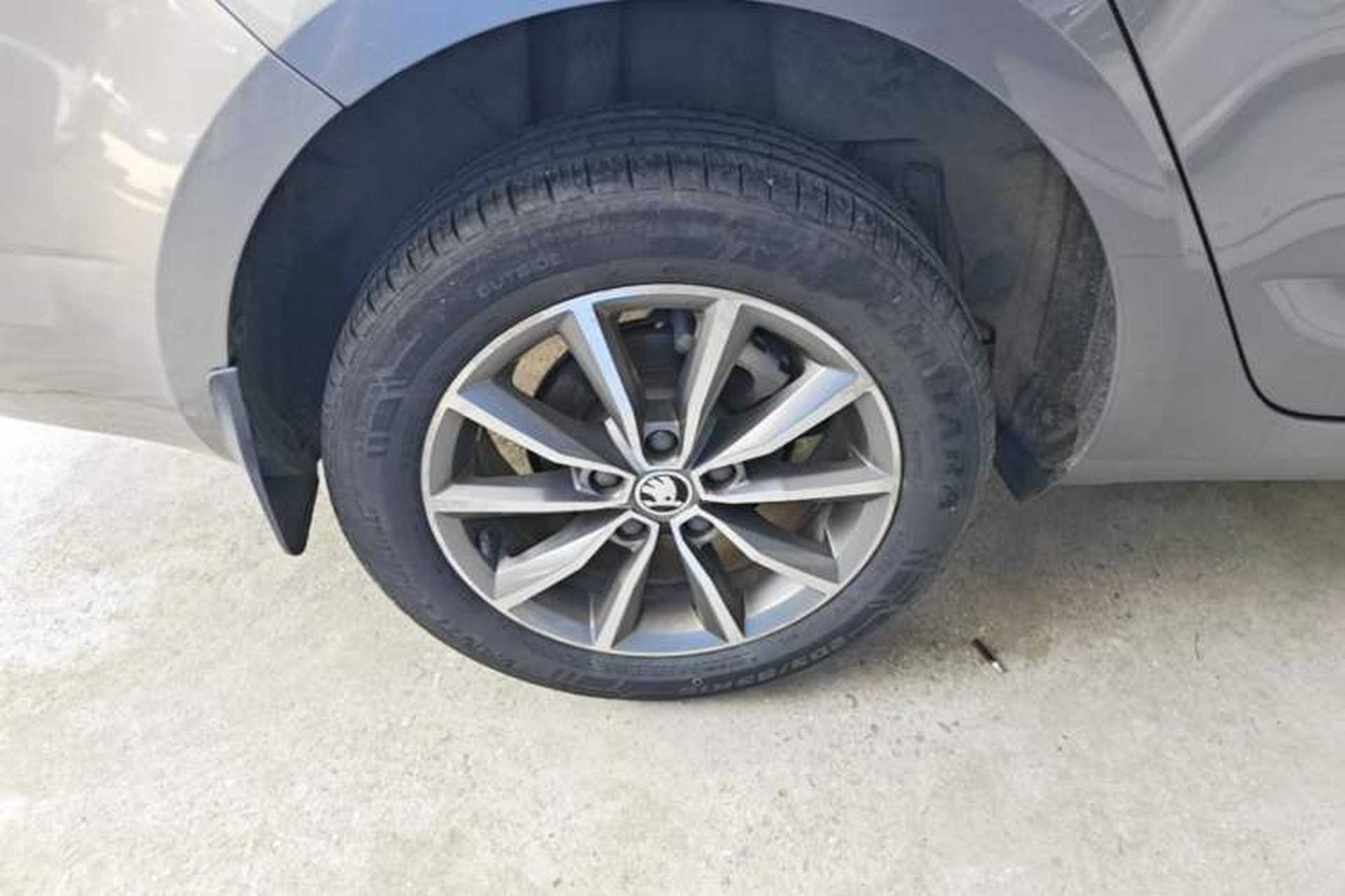Used Skoda Octavia 2017 1.6L Automatic Chuanxing Edition Right Rear Wheel Hub