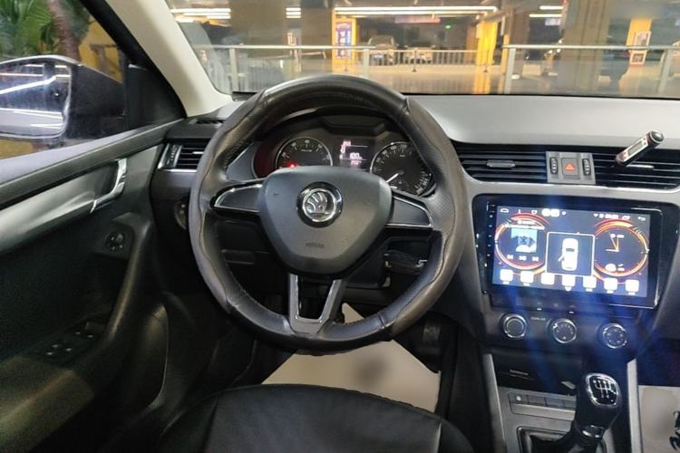 Used Skoda Octavia 2017 Classic Model 1.6L Manual Comfort Edition Steering Wheel