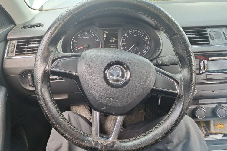 Used Skoda Octavia 2017 1.6L Manual Trend Edition Steering Wheel