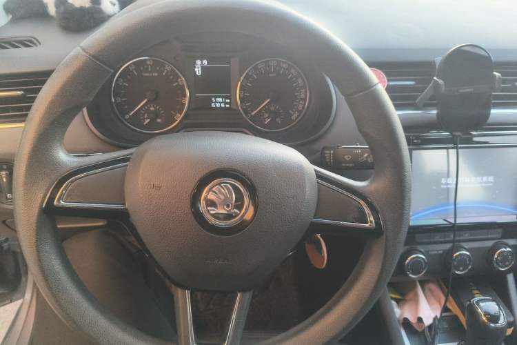 Used Skoda Octavia 2017 1.6L Automatic Chuanxing Edition Steering Wheel