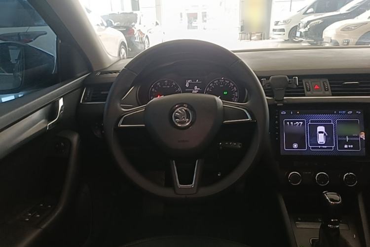 Used Skoda Octavia 2017 Classic Model 1.6L Automatic Comfort Edition Steering Wheel