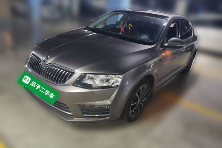 Used Skoda Octavia 2017 1.6L Automatic Smart Drive Edition Guazi used car, China used car export, Used car for sale, Used  cars, Cheapest cars for sale