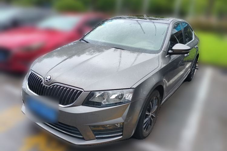 Ojetý Skoda Octavia 2017 1.6L Automatic Smart Drive Edition Guazi used car, China used car export, Used car for sale, Used  cars, Cheapest cars for sale