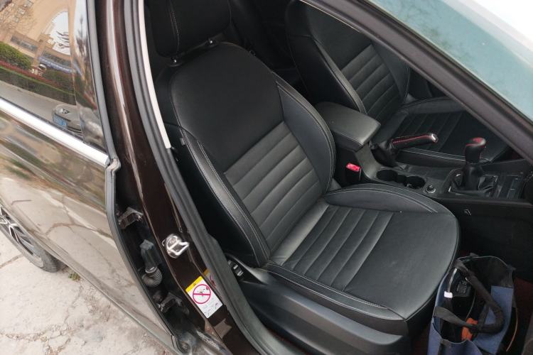 Used Skoda Octavia 2017 1.6L Manual Smart Drive Edition Right Front Seat