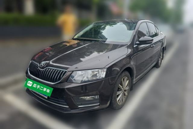 Used Skoda Octavia 2017 Classic Model 1.6L Automatic Comfort Edition