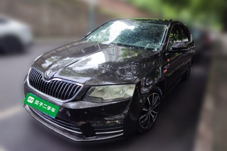 Used Skoda Octavia 2017 1.6L Manual Front-Wheel-Drive Version Guazi used car, China used car export, Used car for sale, Used cars, Cheapest cars for sale