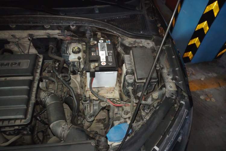 Used Skoda Octavia 2017 1.6L Automatic Smart Drive Edition Engine Bay Left