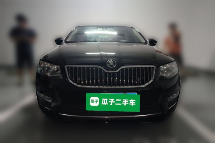 Used Skoda Octavia 2017 1.6L Automatic Smart Drive Edition Front