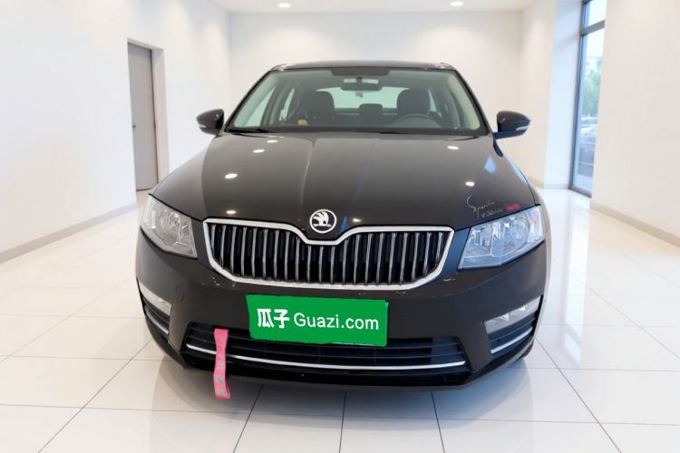 Used Skoda Octavia 2017 1.6L Manual Smart Drive Edition Front