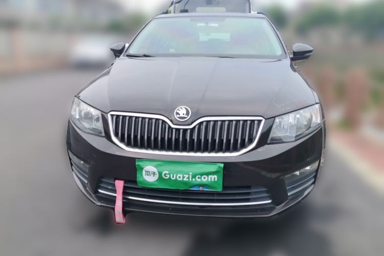 Used Skoda Octavia 2017 1.6L Manual Smart Drive Edition Front