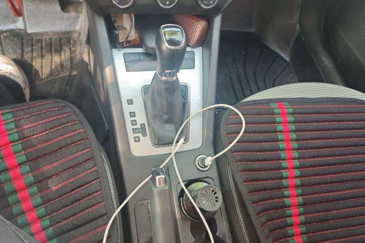 Used Skoda Octavia 2017 1.6L Automatic Chuanxing Edition Gear Lever