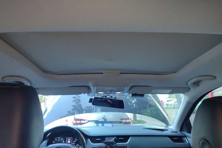 Used Skoda Octavia 2017 1.6L Automatic Chuanxing Edition Headliner
