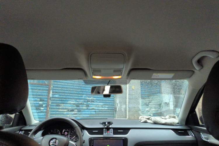 Used Skoda Octavia 2017 1.6L Automatic Chuanxing Edition Headliner