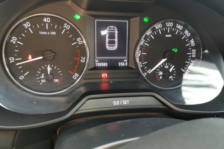 Used Skoda Octavia 2017 1.6L Automatic Smart Drive Edition Instrument Cluster