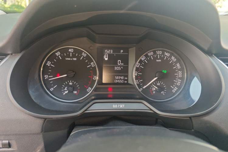 Used Skoda Octavia 2017 1.6L Automatic Chuanxing Edition Instrument Cluster