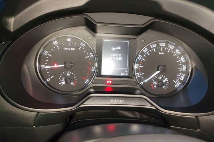 Used Skoda Octavia 2017 1.6L Manual Smart Drive Edition Instrument Cluster