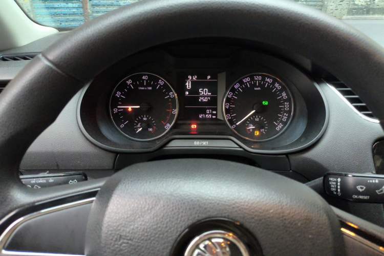 Used Skoda Octavia 2017 1.6L Automatic Chuanxing Edition Instrument Cluster