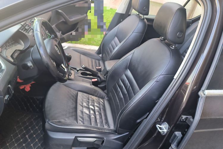 Used Skoda Octavia 2017 1.6L Manual Smart Drive Edition Left Front Seat
