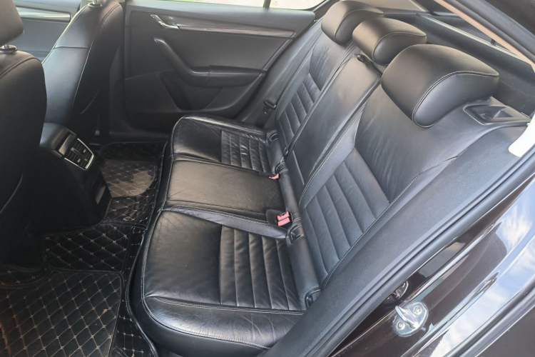 Used Skoda Octavia 2017 1.6L Manual Smart Drive Edition Left Rear Seat