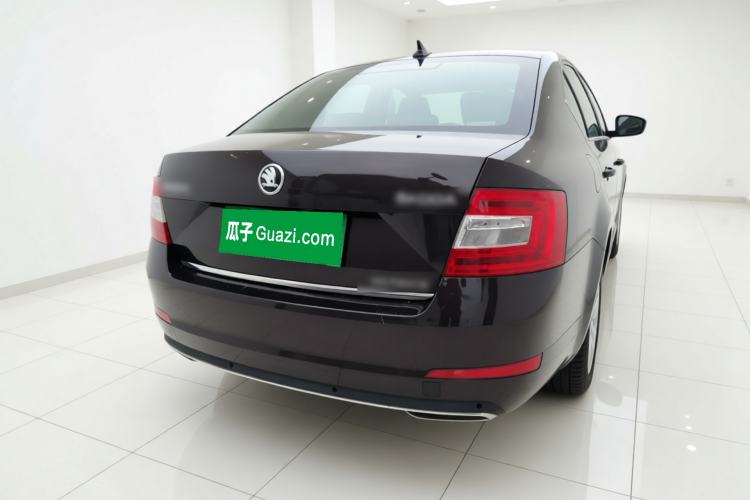 Used Skoda Octavia 2017 1.6L Manual Smart Drive Edition Rear
