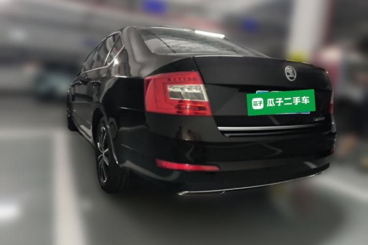 Used Skoda Octavia 2017 1.6L Automatic Smart Drive Edition Rear Left 45 Deg