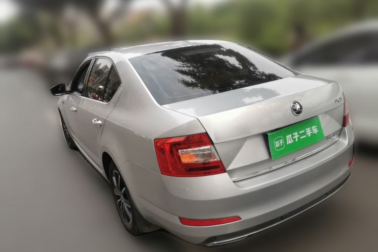 Used Skoda Octavia 2017 1.6L Automatic Smart Drive Edition Rear Left 45 Deg