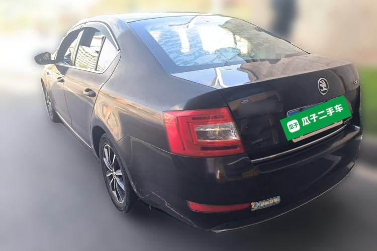 Used Skoda Octavia 2017 1.6L Manual Smart Drive Edition Rear Left 45 Deg