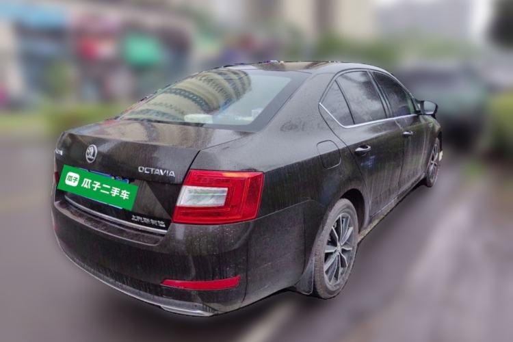 Used Skoda Octavia 2017 1.6L Manual Smart Drive Edition Rear Right 45 Deg