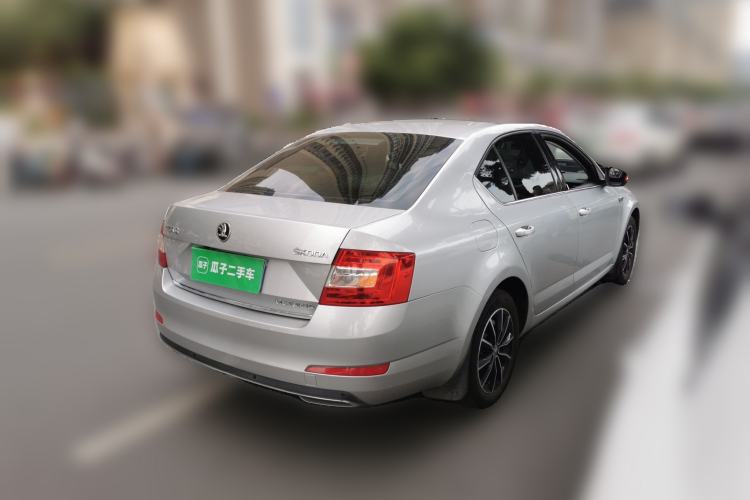 Used Skoda Octavia 2017 1.6L Automatic Smart Drive Edition Rear Right 45 Deg