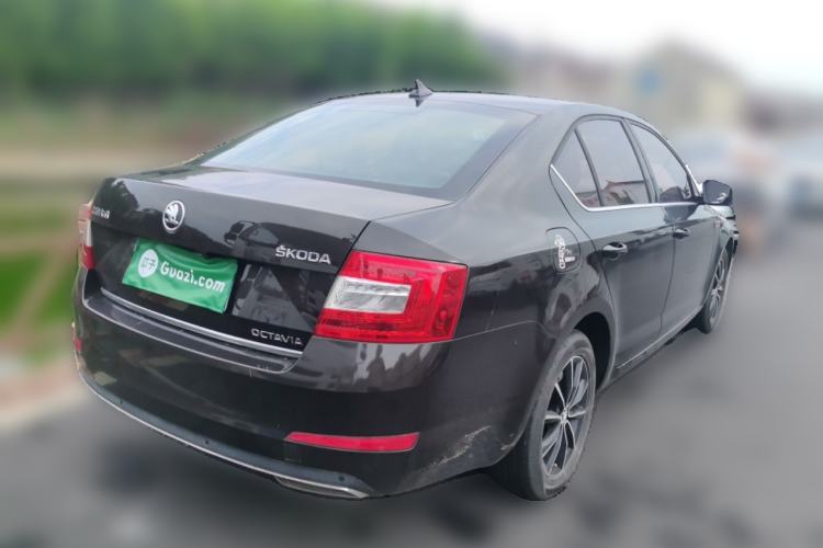 Used Skoda Octavia 2017 1.6L Manual Smart Drive Edition Rear Right 45 Deg