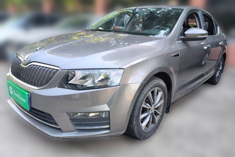 Used Skoda Octavia 2017 1.6L Automatic Chuanxing Edition Guazi used car, China used car export, Used car for sale, Used  cars, Cheapest cars for sale