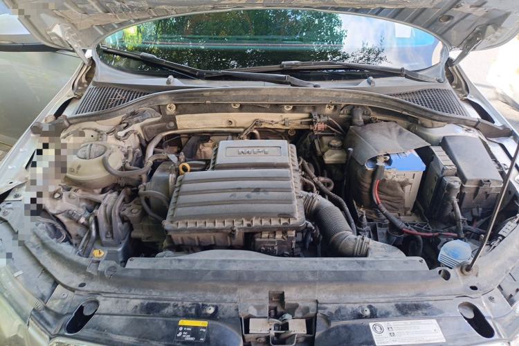 Used Skoda Octavia 2017 1.6L Automatic Chuanxing Edition Engine Bay