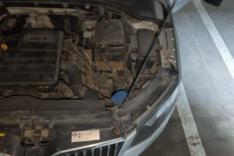 Used Skoda Octavia 2017 1.6L Automatic Smart Drive Edition Engine Bay Left