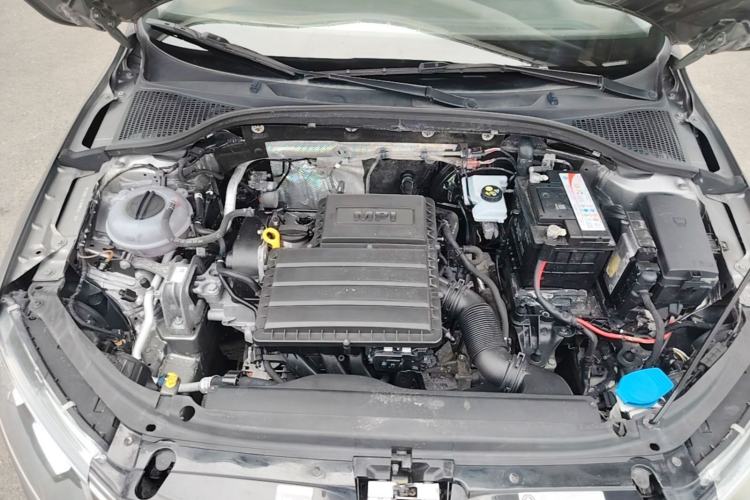 Used Skoda Octavia 2017 Classic Model 1.6L Automatic Comfort Edition Engine Bay