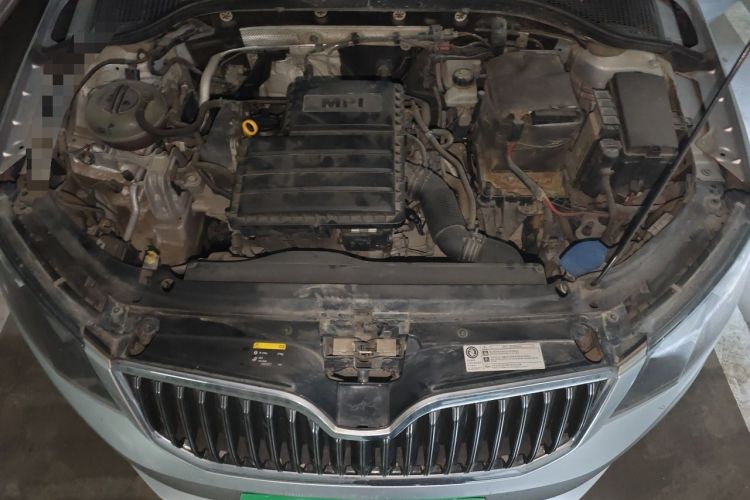 Used Skoda Octavia 2017 1.6L Automatic Smart Drive Edition Engine Bay