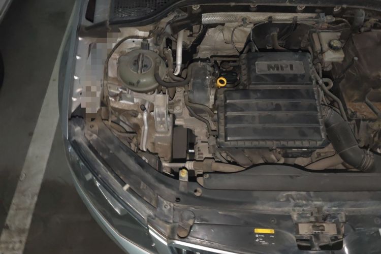 Used Skoda Octavia 2017 1.6L Automatic Smart Drive Edition Engine Bay Right