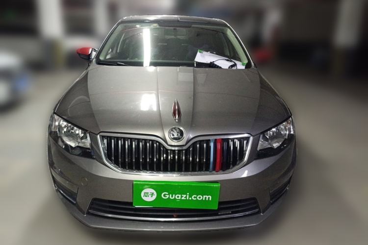 Used Skoda Octavia 2017 1.6L Manual Smart Drive Edition Front