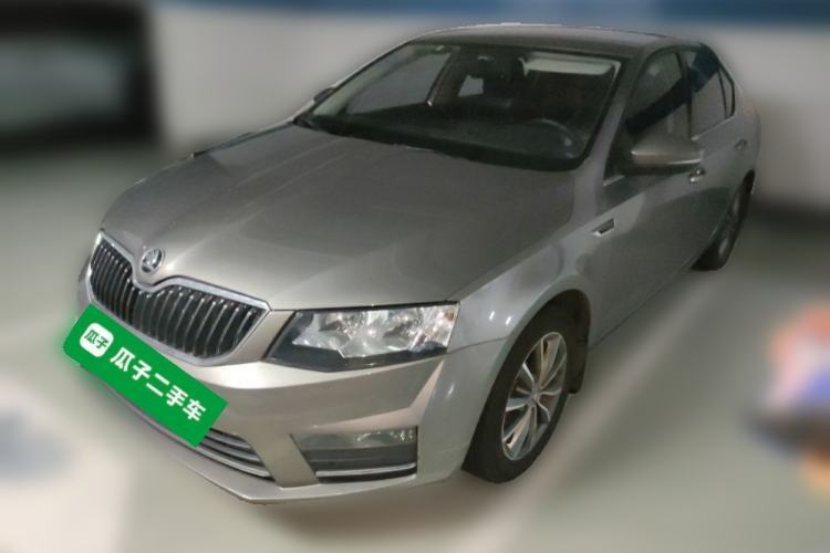 Used Skoda Octavia 2017 1.6L Automatic Chuanxing Edition Guazi used car, China used car export, Used car for sale, Used  cars, Cheapest cars for sale