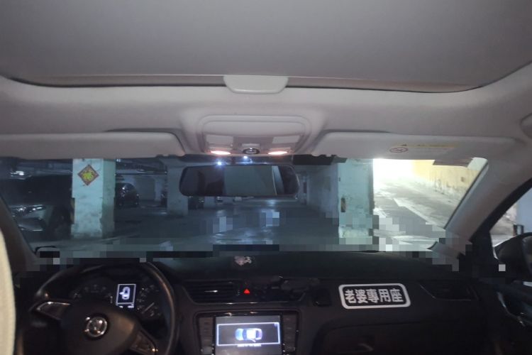 Used Skoda Octavia 2017 1.6L Manual Smart Drive Edition Headliner