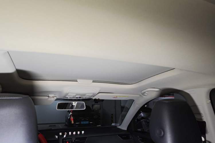 Used Skoda Octavia 2017 1.6L Automatic Smart Drive Edition Headliner