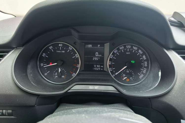 Used Skoda Octavia 2017 1.6L Automatic Chuanxing Edition Instrument Cluster