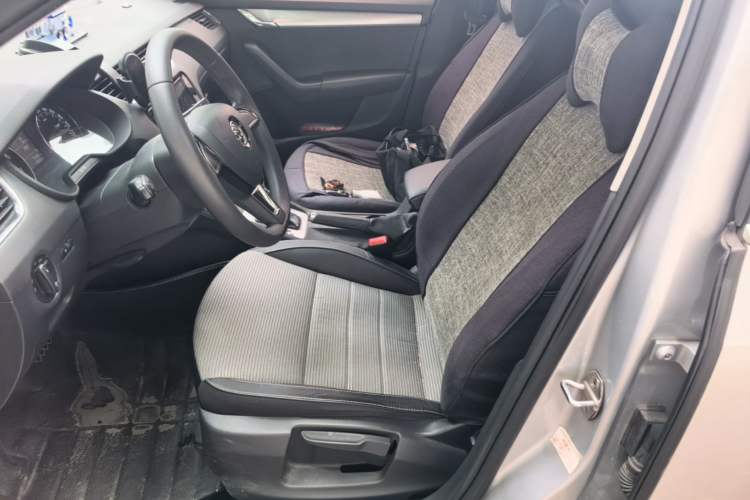 Used Skoda Octavia 2017 1.6L Automatic Chuanxing Edition Left Front Seat