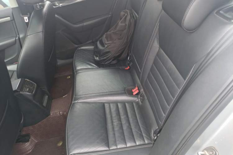 Used Skoda Octavia 2017 TSI280 DSG Smart Drive Edition Left Rear Seat